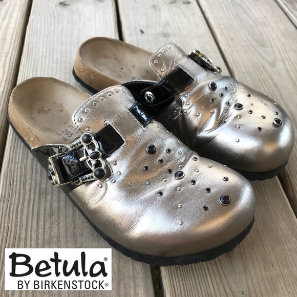 birkenstock boston studded